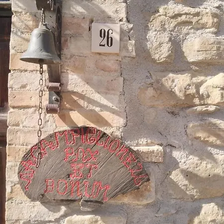 Agriturismo Il Grottino أسيسي